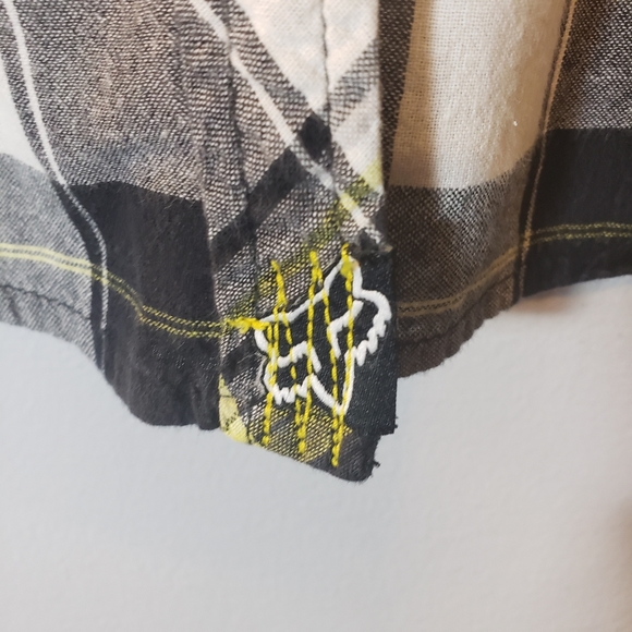 FOX Racing Ladies Button Front Plaid Shirt. Pocket Bling. Size XS - Picture 4 of 8